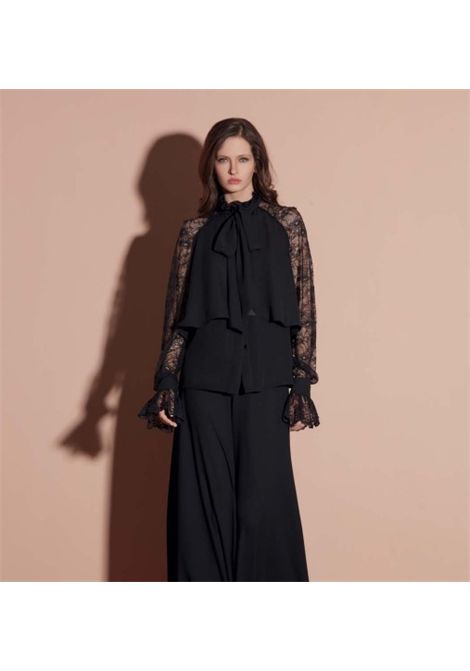 Camicia Elegante con Maniche in Pizzo e Collo a Fiocco GAI MATTIOLO | Camicie | LT102NERO